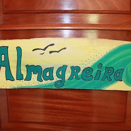 Tribo Da Praia - Almagreira Surf