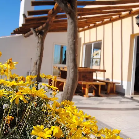 Hostel Tribo Da Praia - Almagreira Surf Peniche