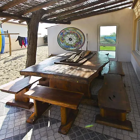 旅馆 Tribo Da Praia - Almagreira Surf *