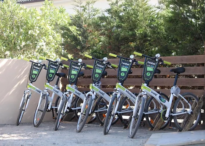 Хостел Tribo Da Praia - Almagreira Surf *